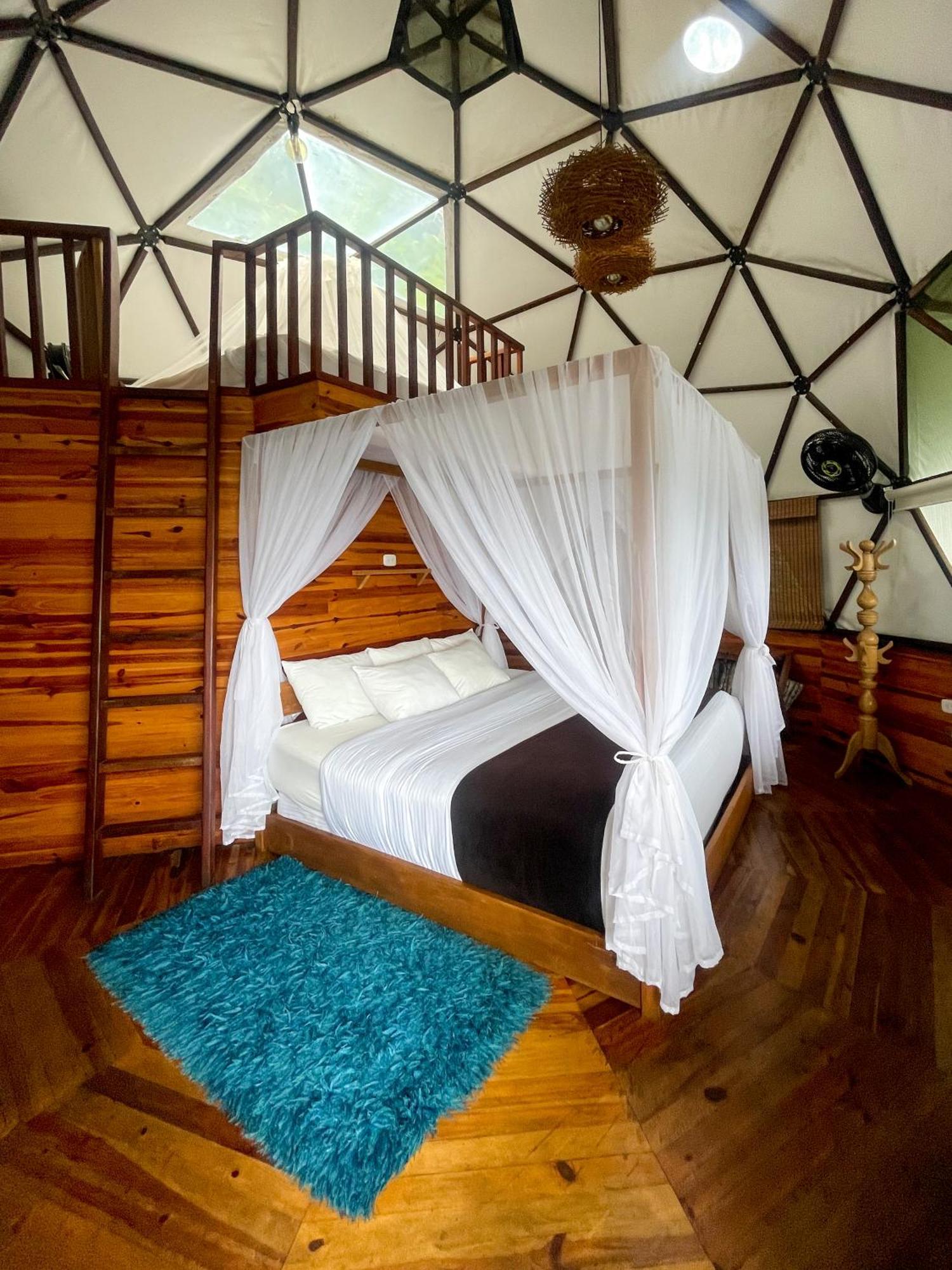 Trekker Glamping Hotel Minca Exterior photo