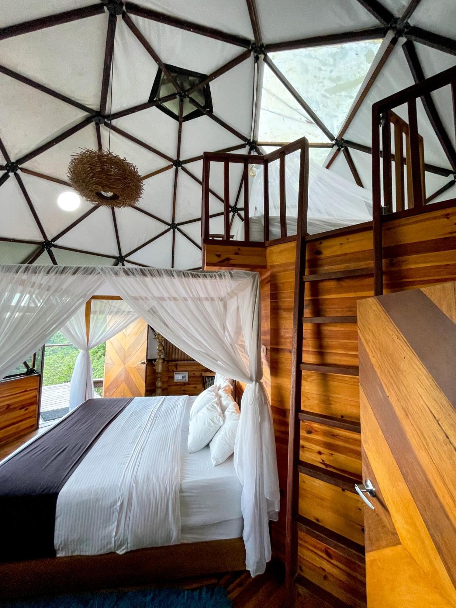 Trekker Glamping Hotel Minca Exterior photo